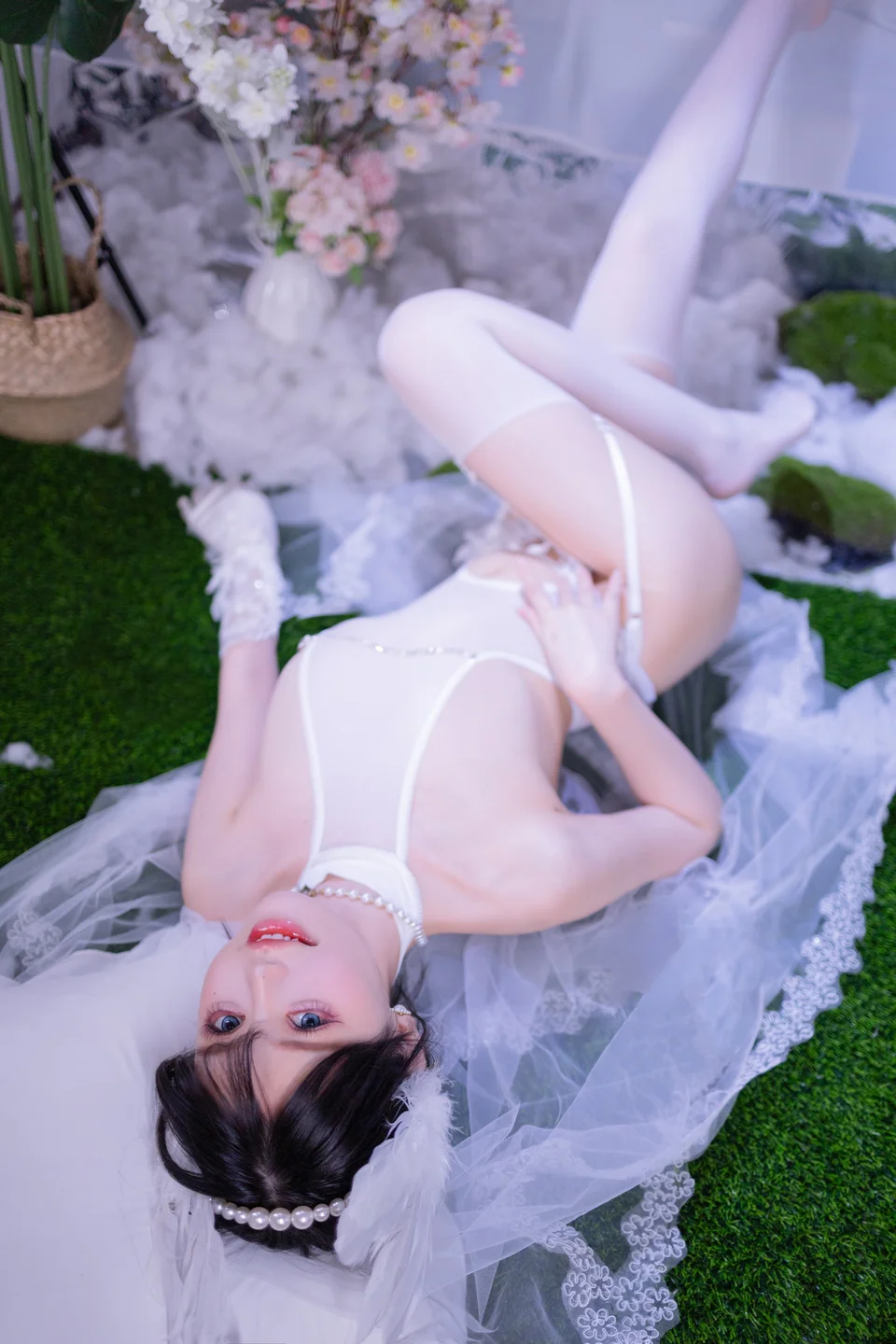 星黛鹿鹿 - No.015 白丝花嫁 [53P-576MB] tg@simisebaisi 【丝足阁】049.webp
